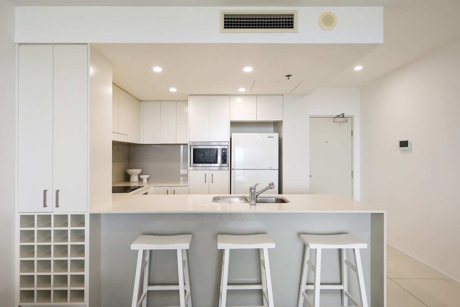 2903/34 Scarborough Street SOUTHPORT 4