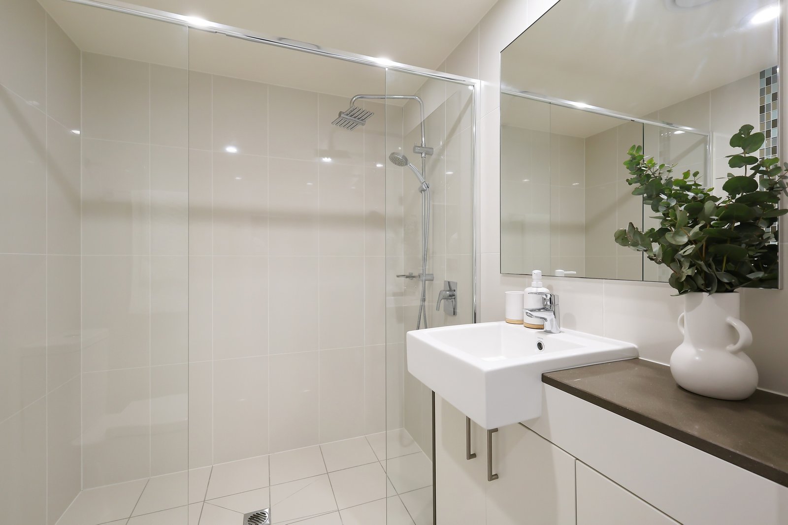 2903/34 Scarborough Street SOUTHPORT 6