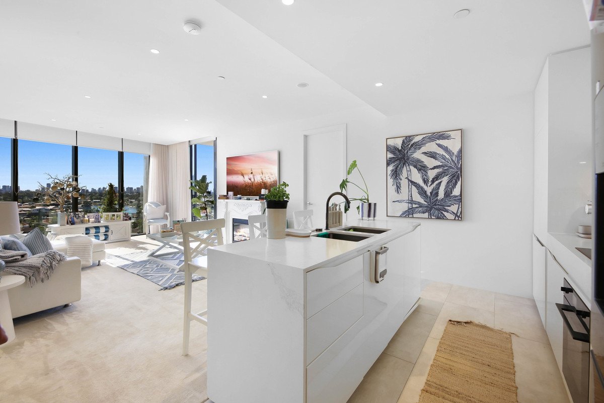 2904/2 The Lanes Boulevard Mermaid Waters 3