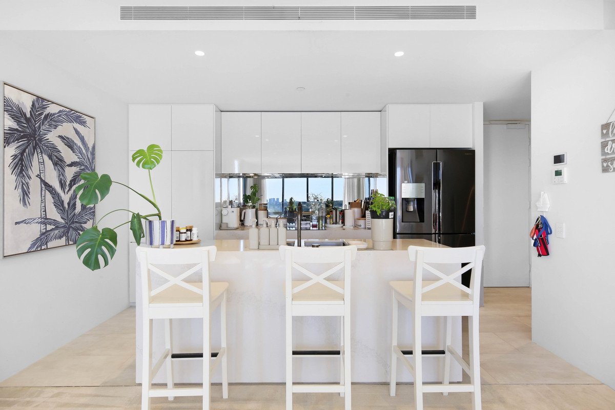 2904/2 The Lanes Boulevard Mermaid Waters 4