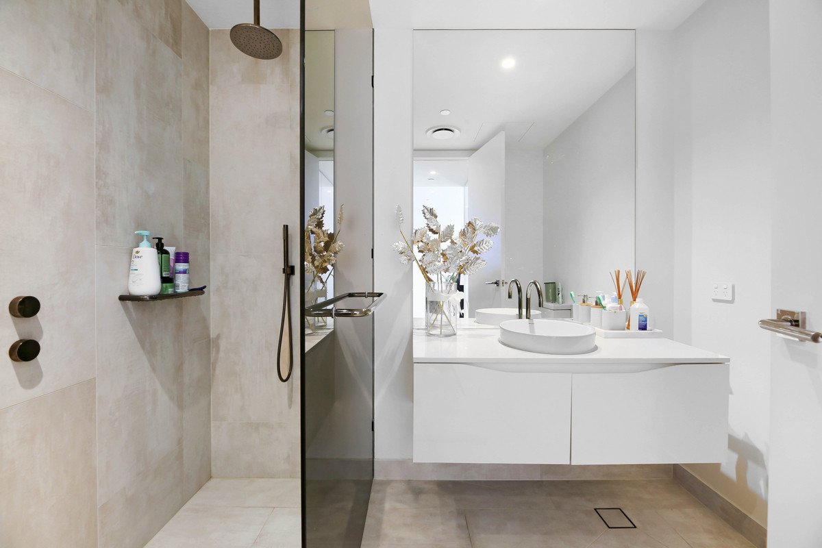 2904/2 The Lanes Boulevard Mermaid Waters 7