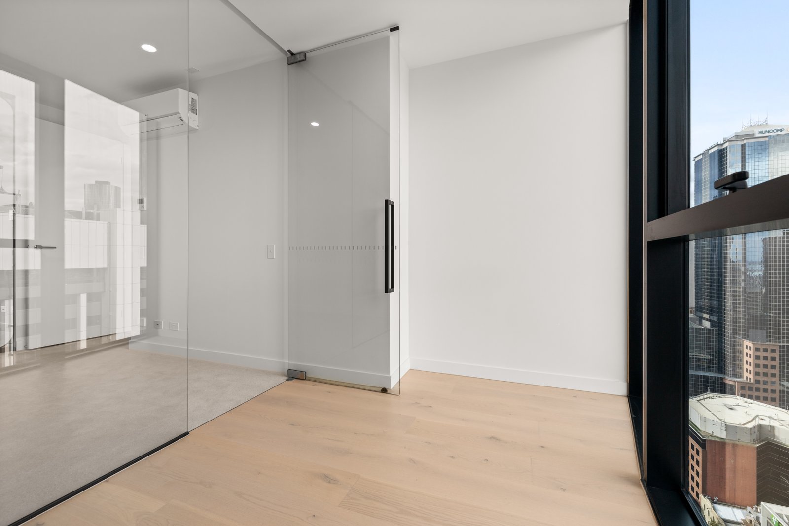 2909/138 Spencer Street MELBOURNE 5