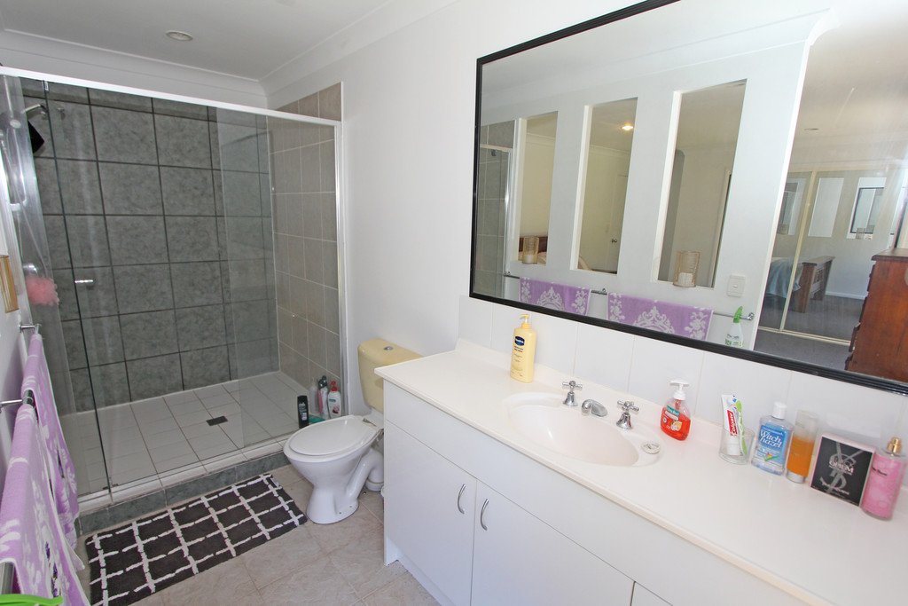 290A Cotlew Street West  ASHMORE 8