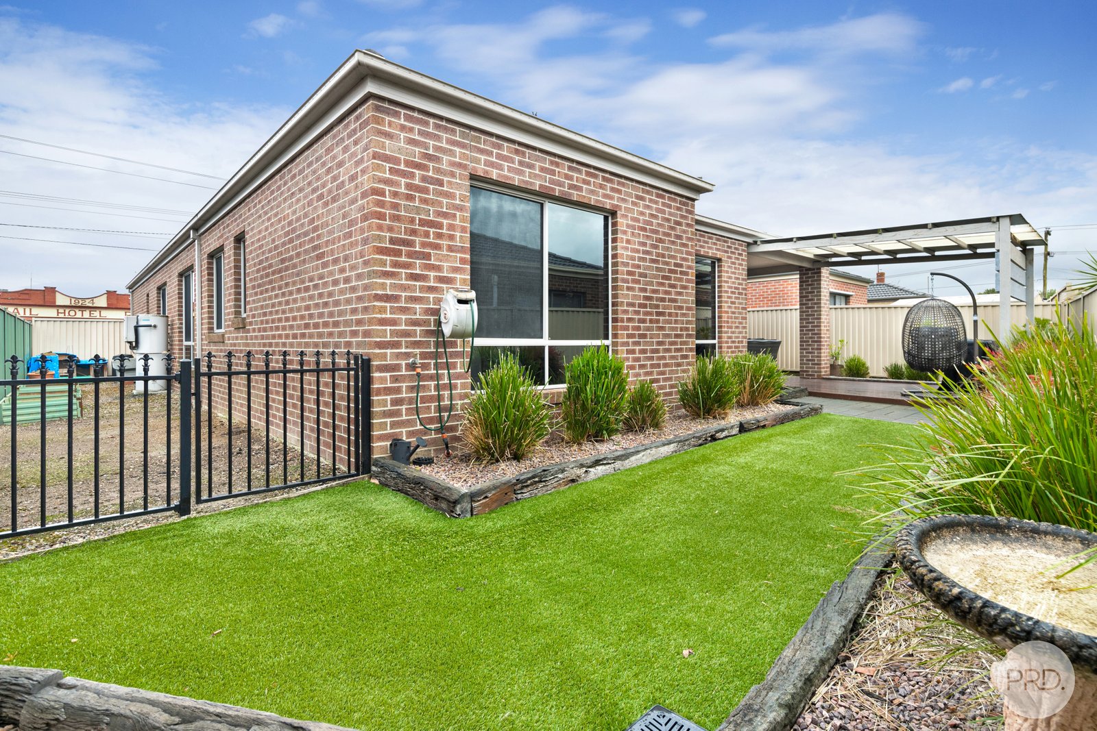 291 Albert Street SEBASTOPOL 16