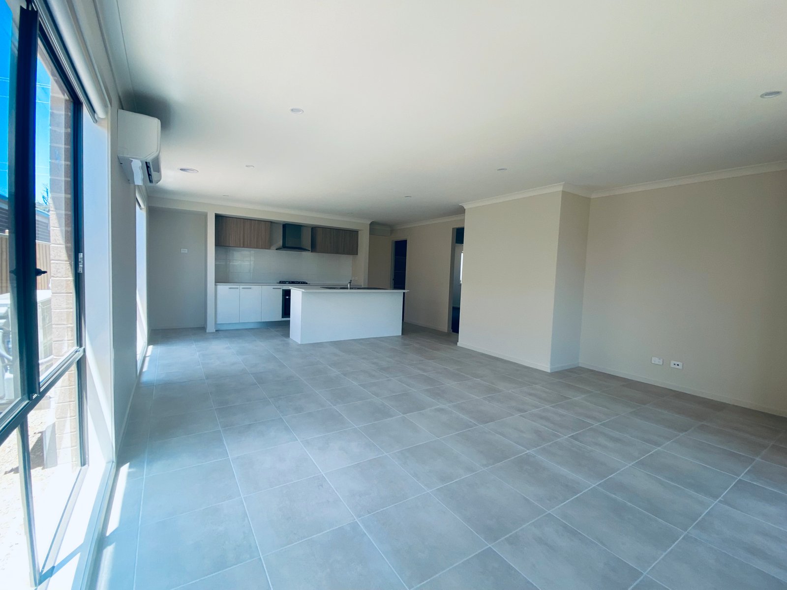 Gallery: 291 Boundary Road
