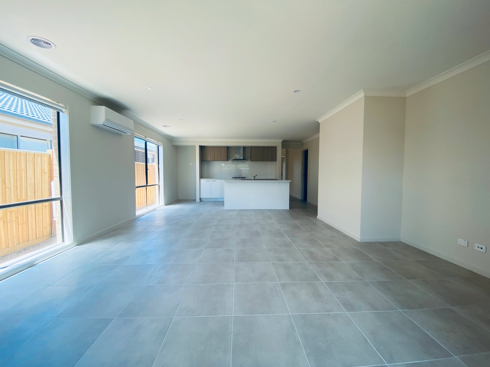 Gallery: 291 Boundary Road