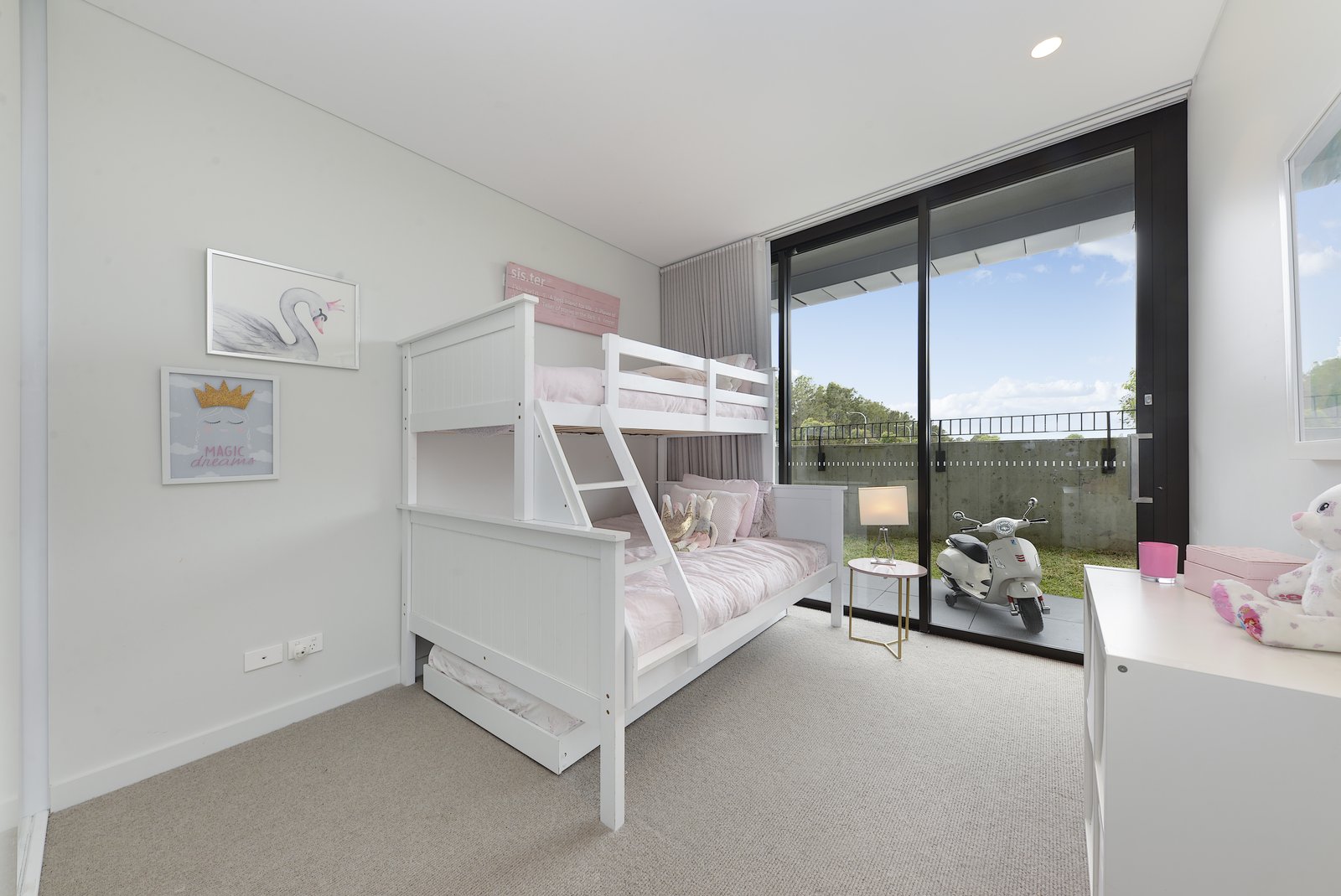 29/1 Cawood Avenue LITTLE BAY 10