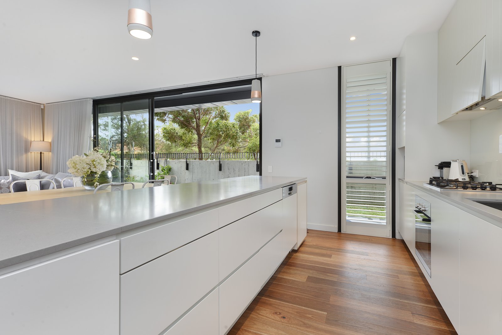 29/1 Cawood Avenue LITTLE BAY 3