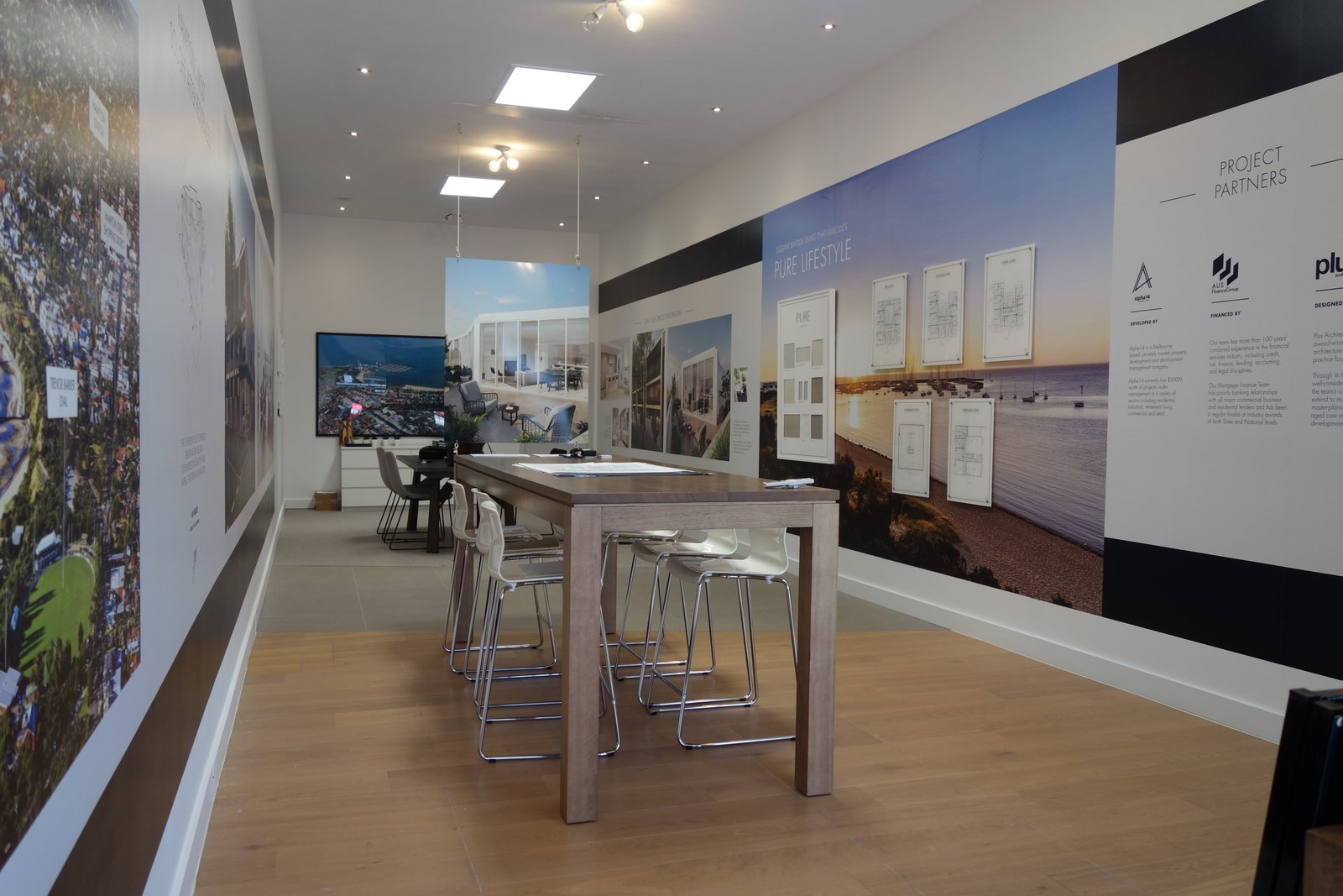 Gallery: 291 Hampton Street