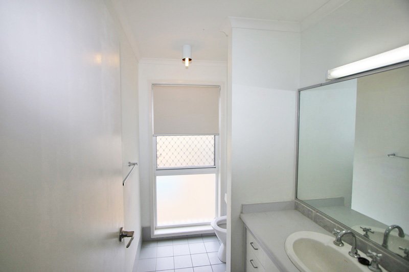 291 Rio Vista Boulevard MERMAID WATERS 12