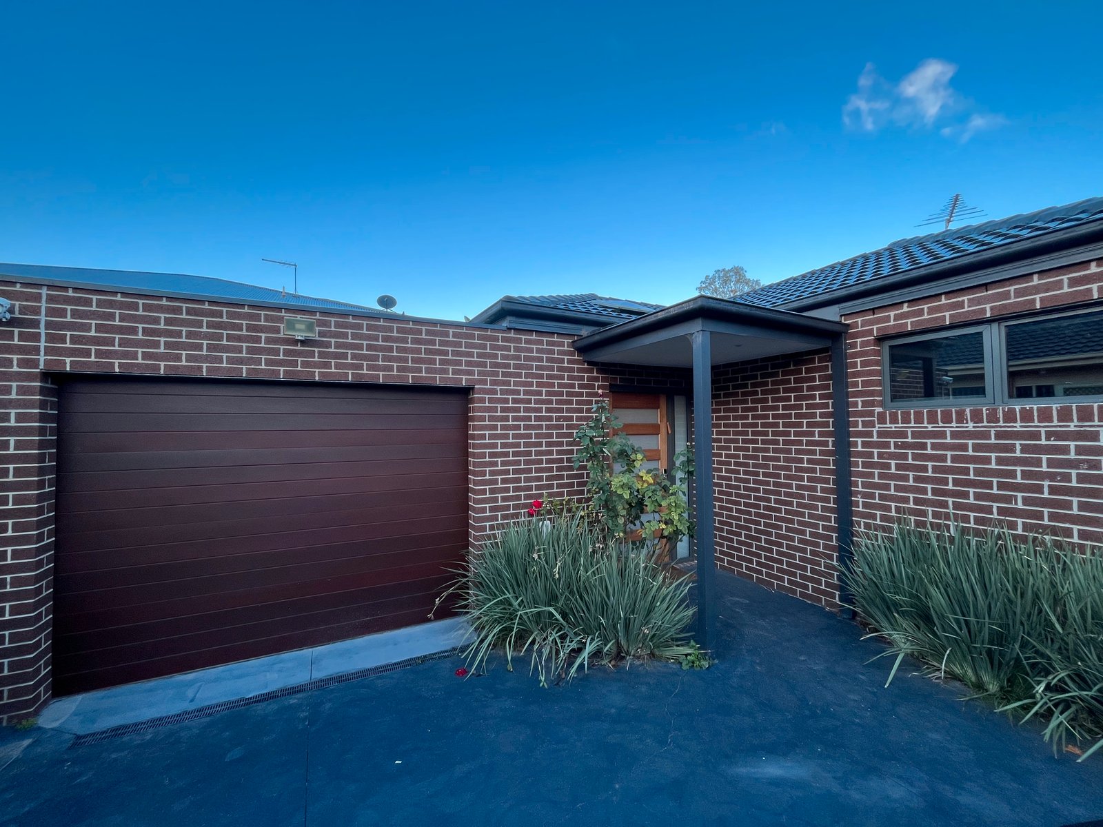 Gallery: 2/910 Centre Road