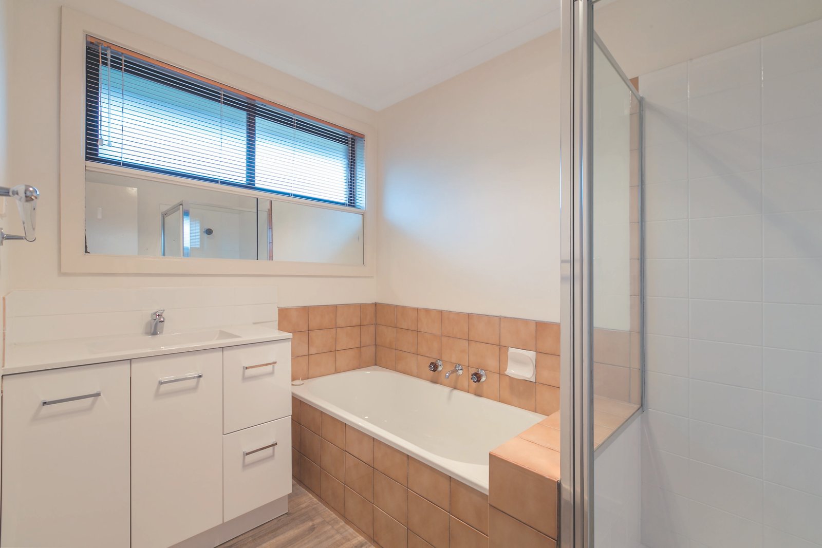 Gallery: 2/910 Sebastopol Street