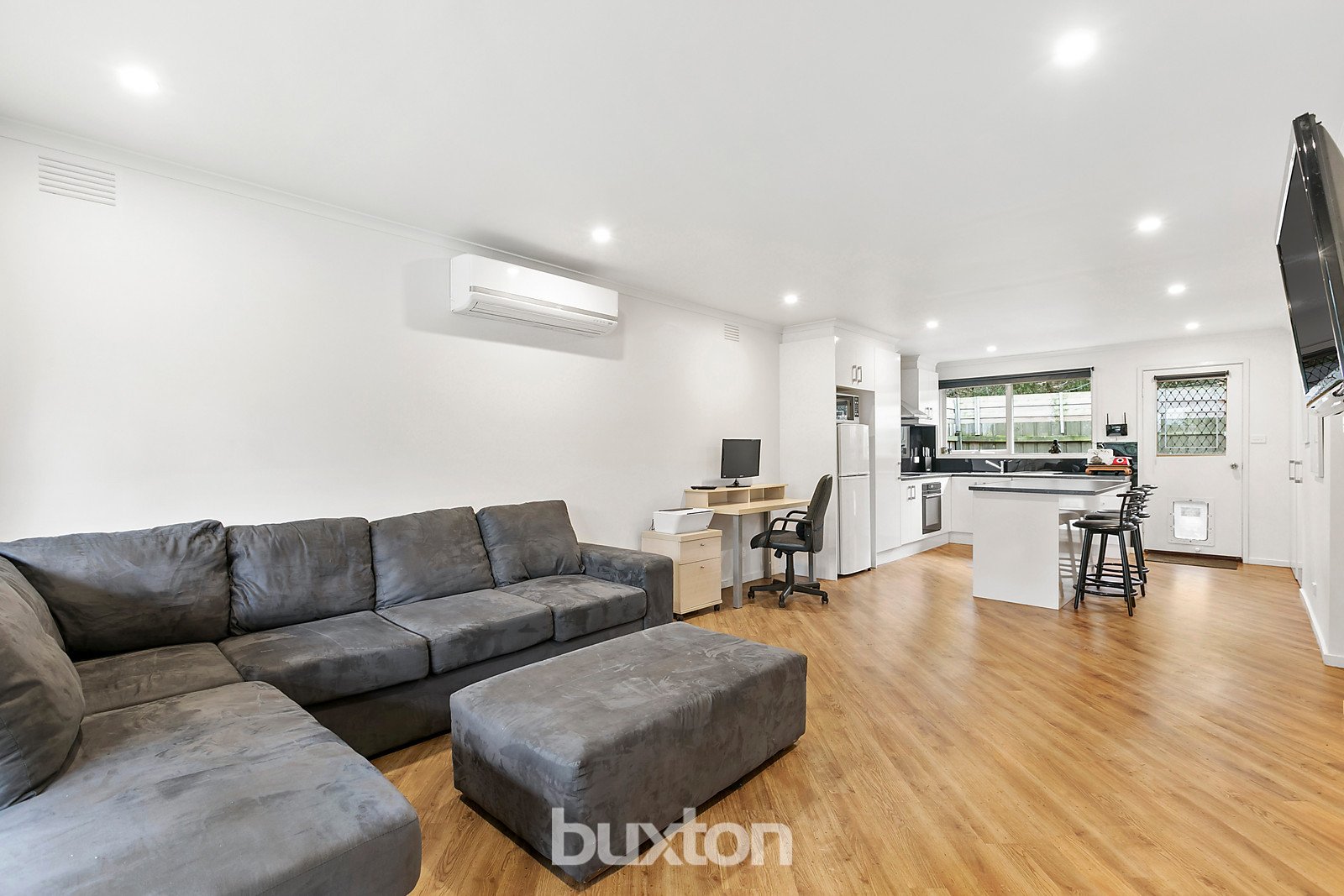 Gallery: 29/1034 Nepean Highway