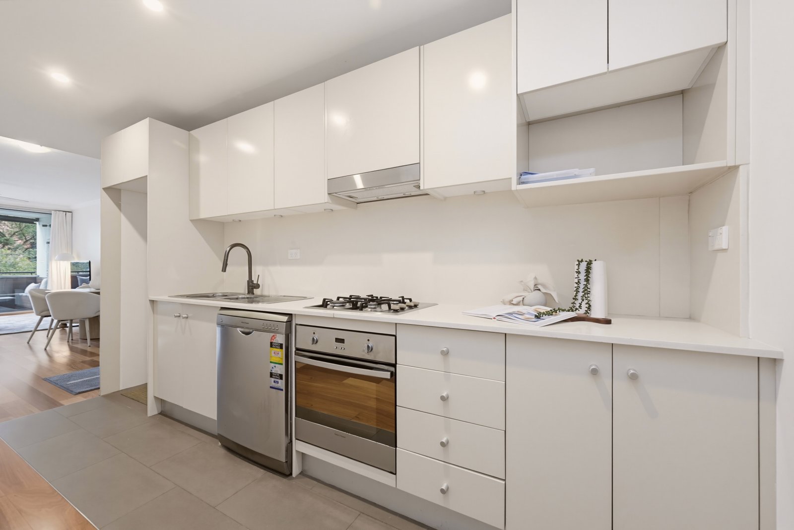 2/912 Anzac Parade MAROUBRA 5