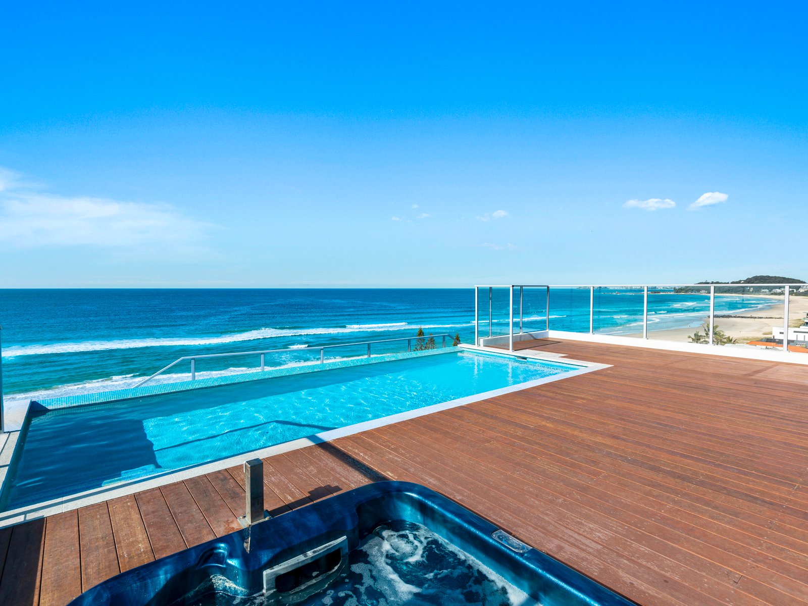 29/1263 Gold Coast Highway PALM BEACH 13