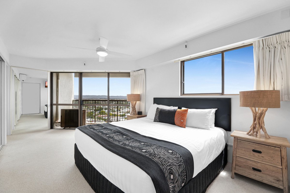 29/146 The Esplanade Burleigh Heads 17