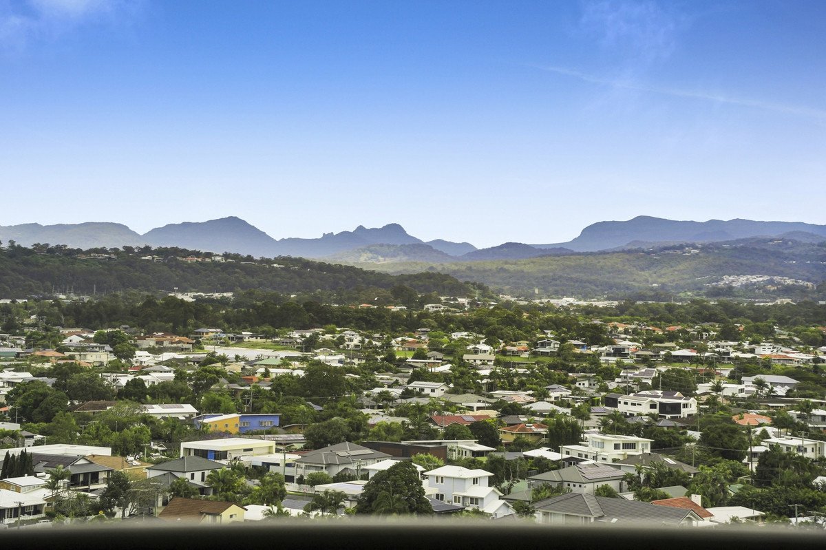 29/146 The Esplanade Burleigh Heads 18