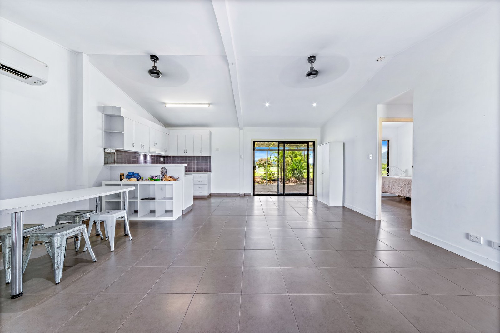 292 Gregory Cannon Valley Road GREGORY RIVER 18