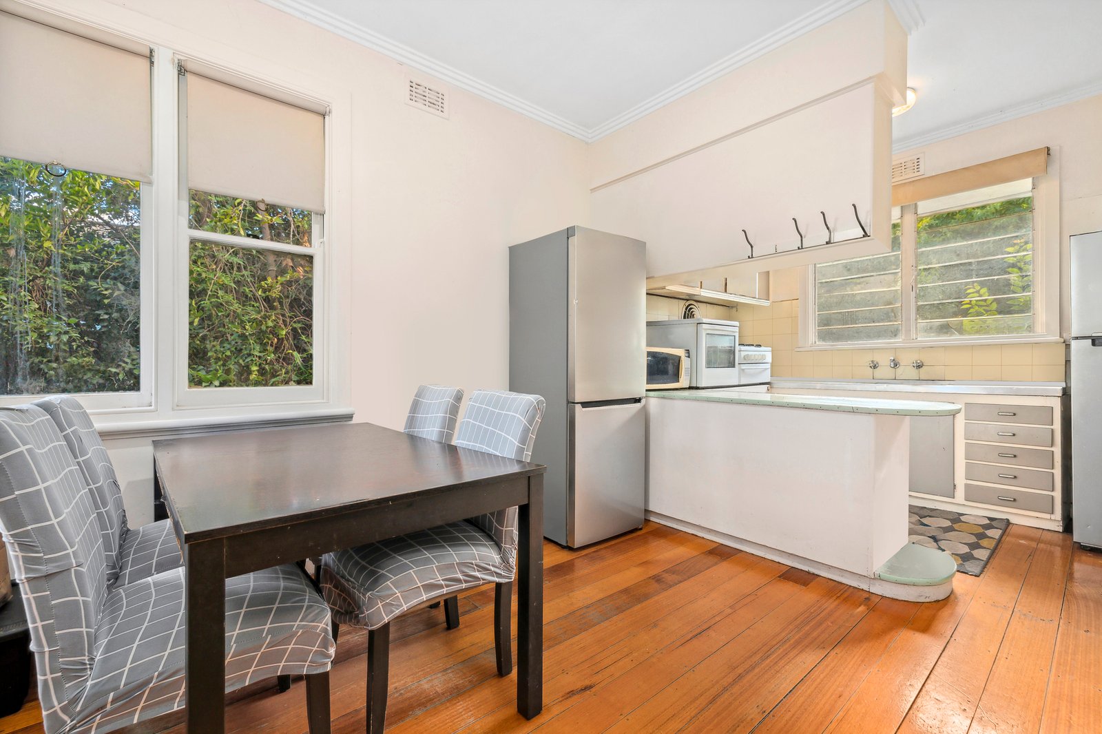 Gallery: 292 Huntingdale Road