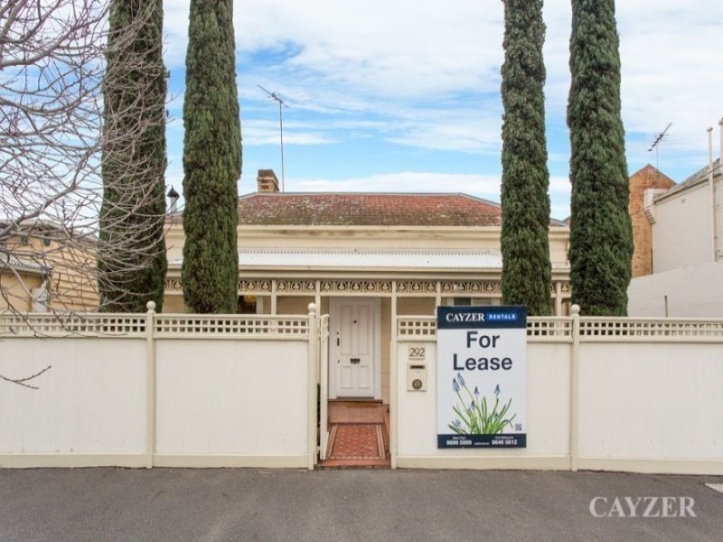 Photos: 292 Montague Street