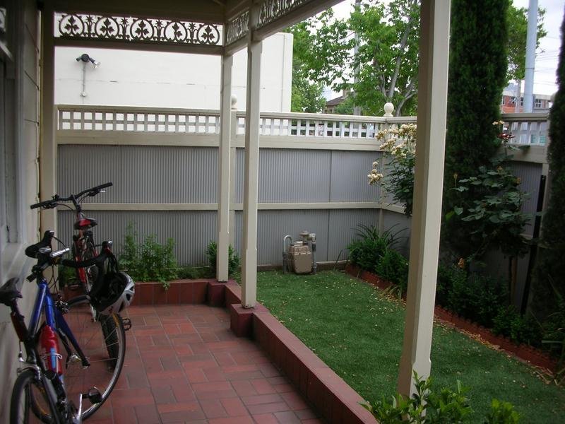 Gallery: 292 Montague Street