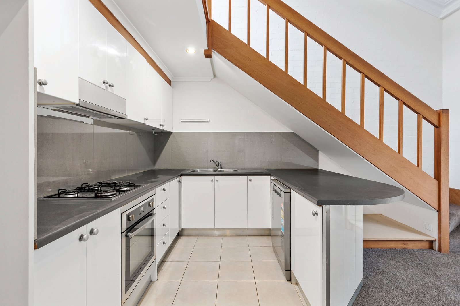 Gallery: 292 Moray Street