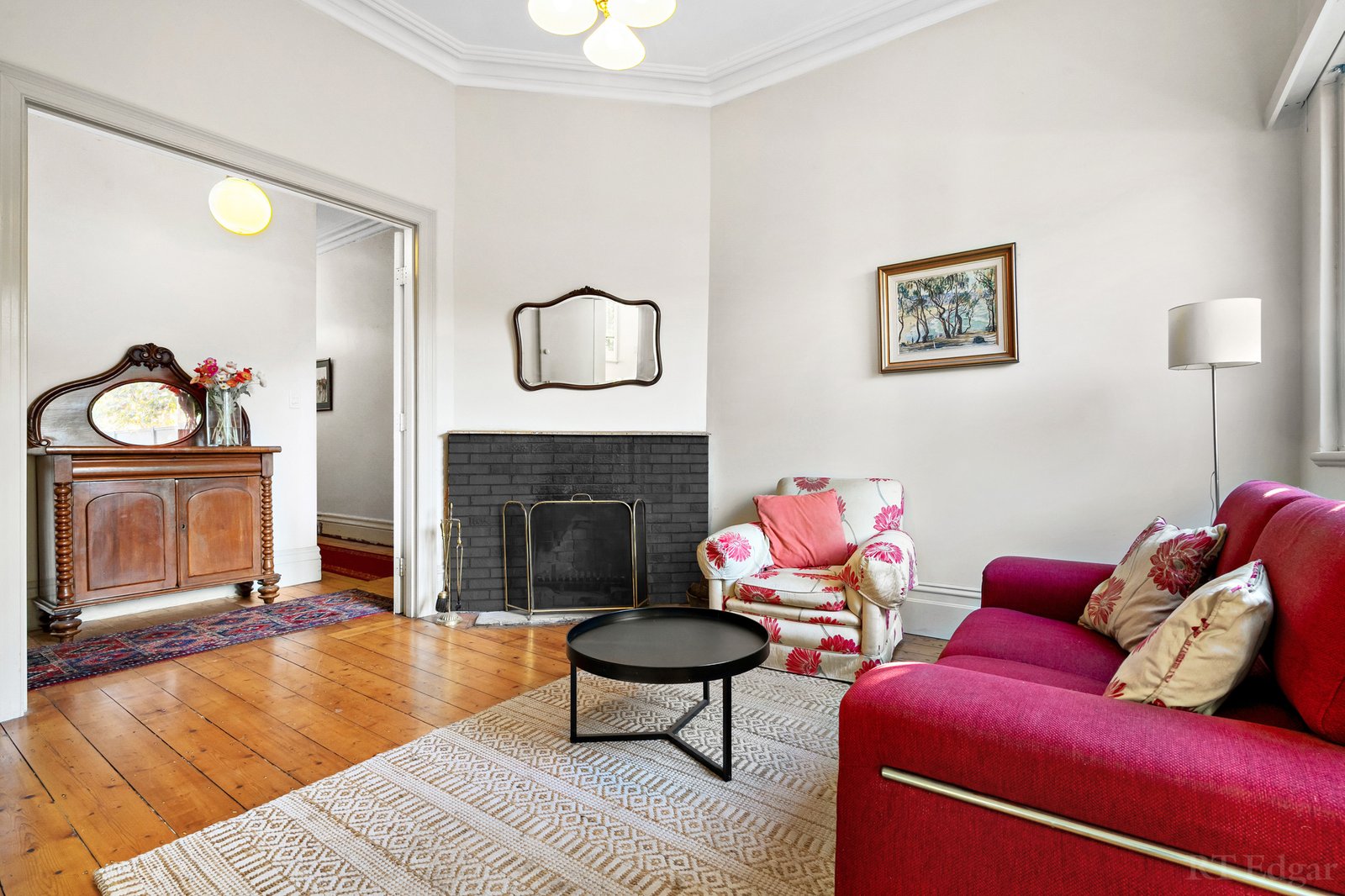 Real Estate and Property in 292 Riversdale Road, Hawthorn East, VIC