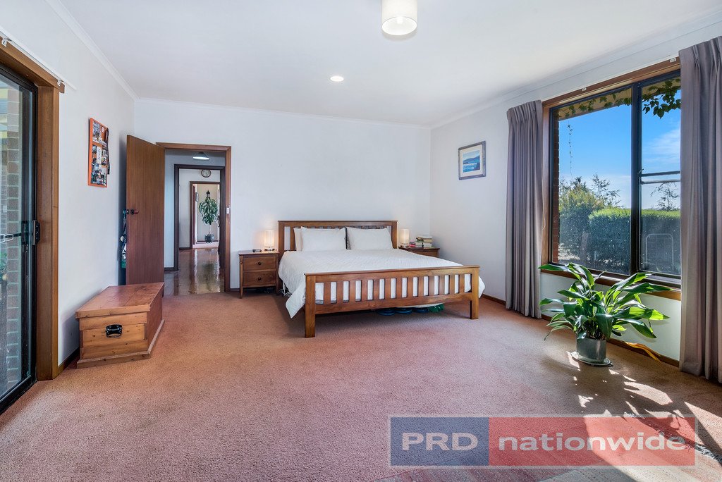 292 Sunraysia Highway MINERS REST 7