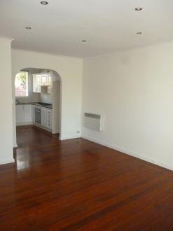 Gallery: 2/92 Warrigal Road