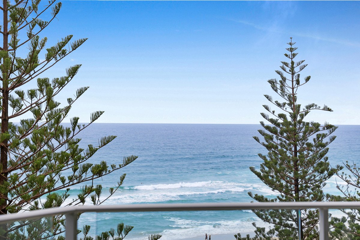 29/202 The Esplanade Burleigh Heads 24