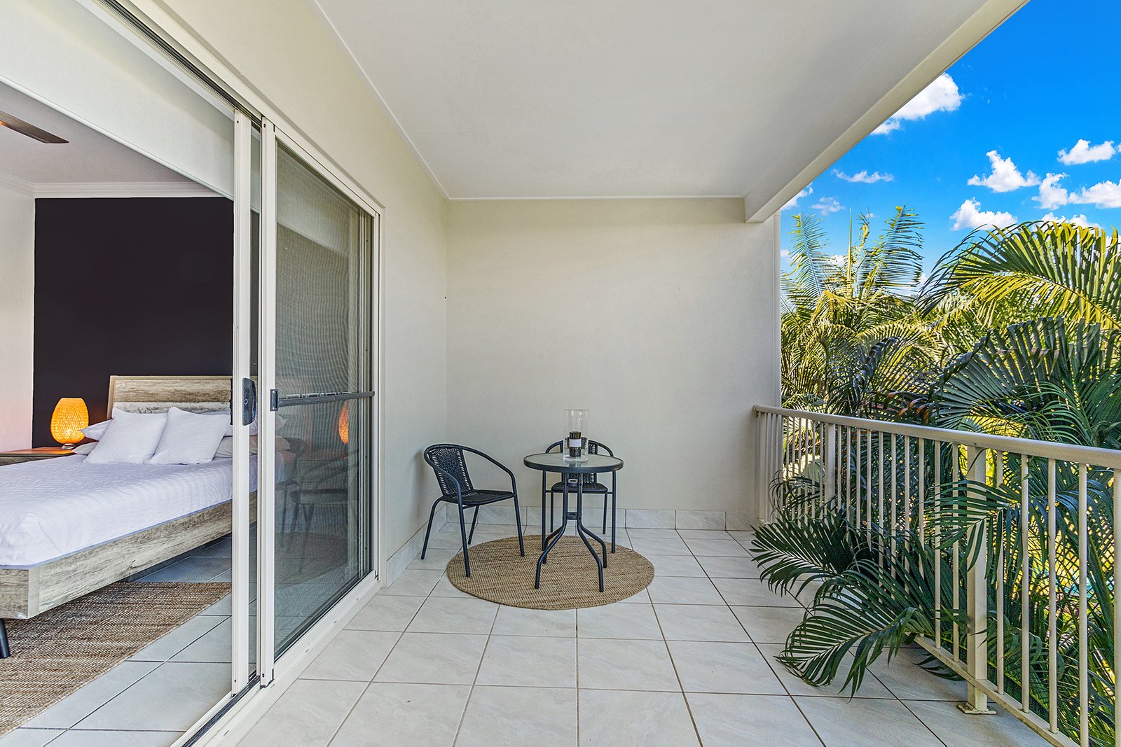 29/21 Shute Harbour Road CANNONVALE 10