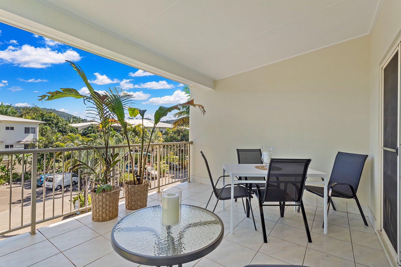 29/21 Shute Harbour Road CANNONVALE 6