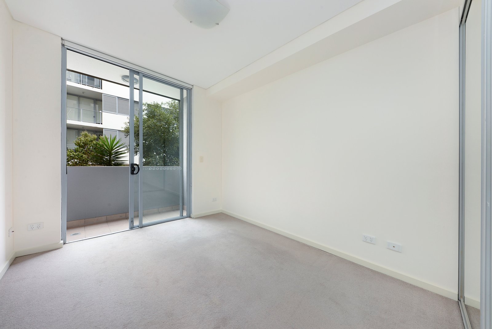 2/93-97 Mason Street MAROUBRA 4
