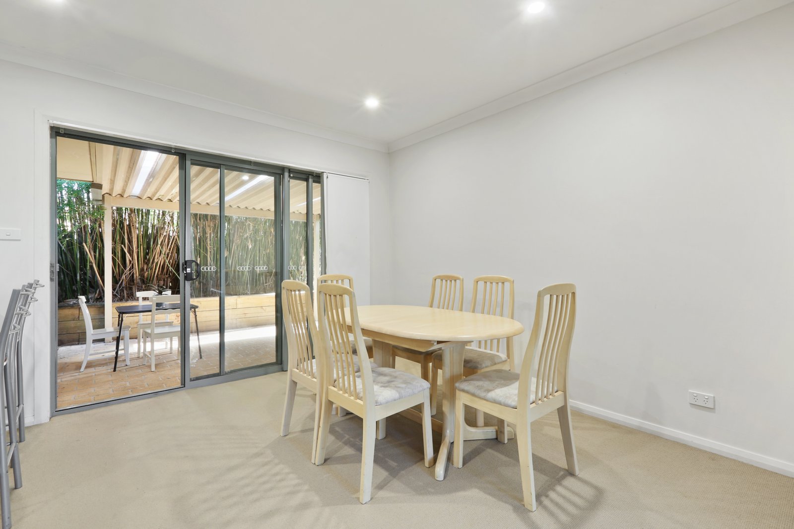 2/93 Avondale Road AVONDALE 3
