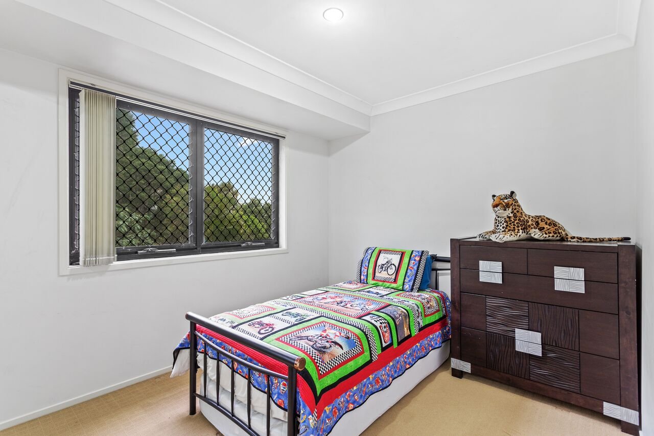 2/93 Paddington Drive CARRARA 9