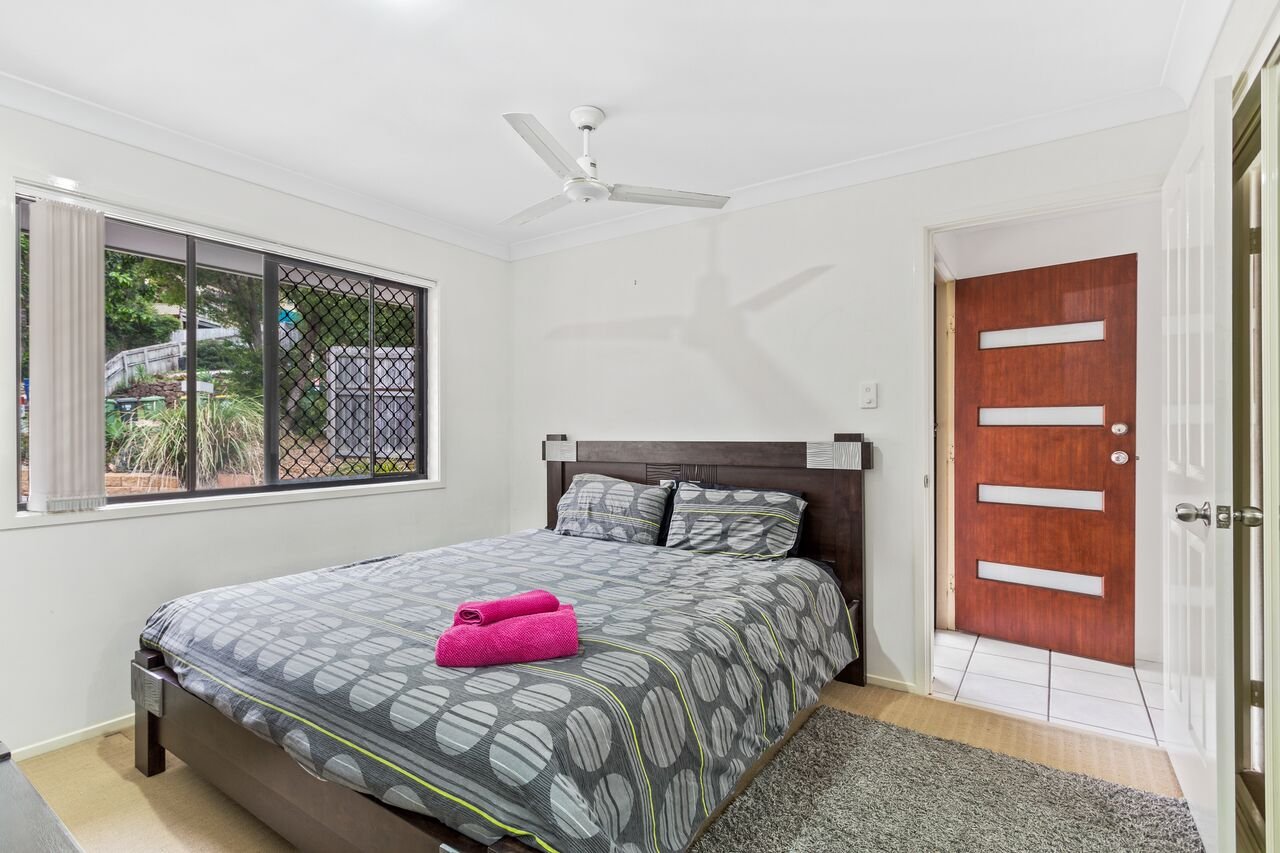 2/93 Paddington Drive CARRARA 10