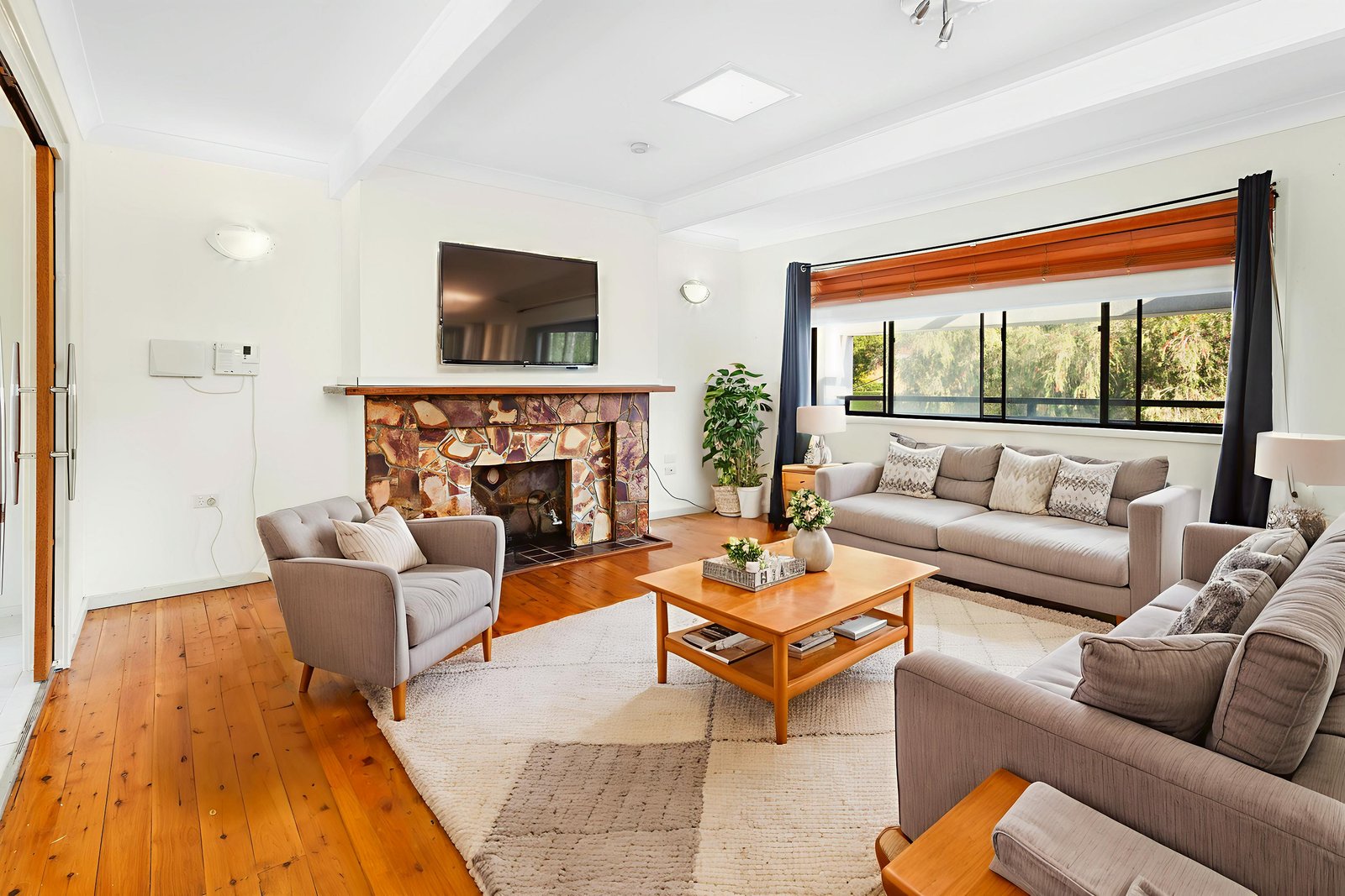 293 Princes Highway DAPTO 2