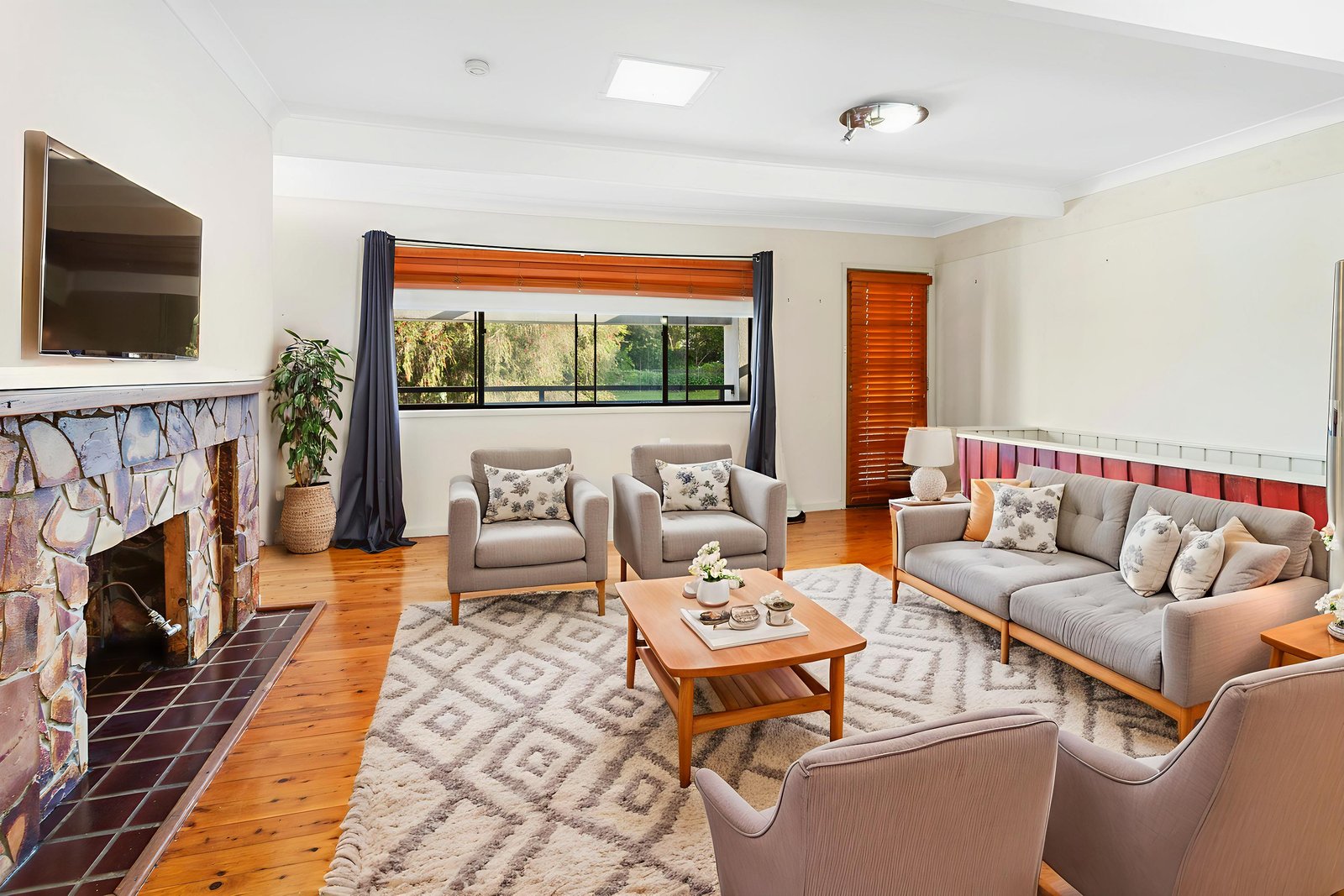 293 Princes Highway DAPTO 5