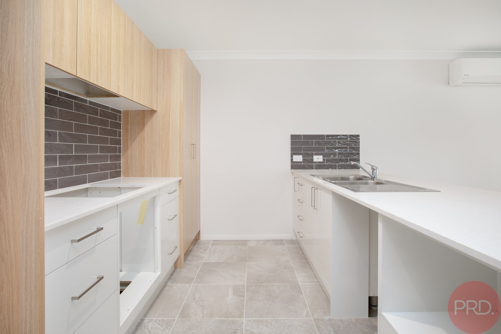 2/94 Flinders Street EAST MAITLAND 9