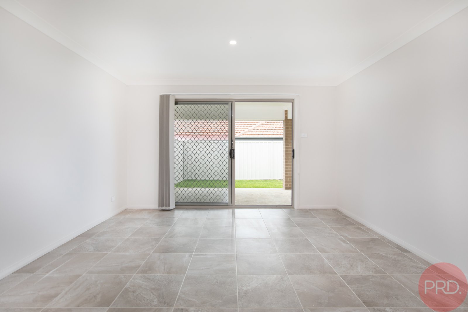 2/94 Flinders Street EAST MAITLAND 12