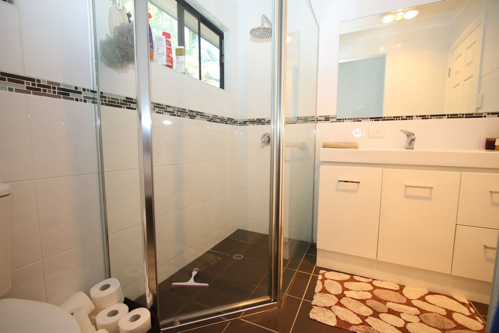 294 Government Road LABRADOR 11