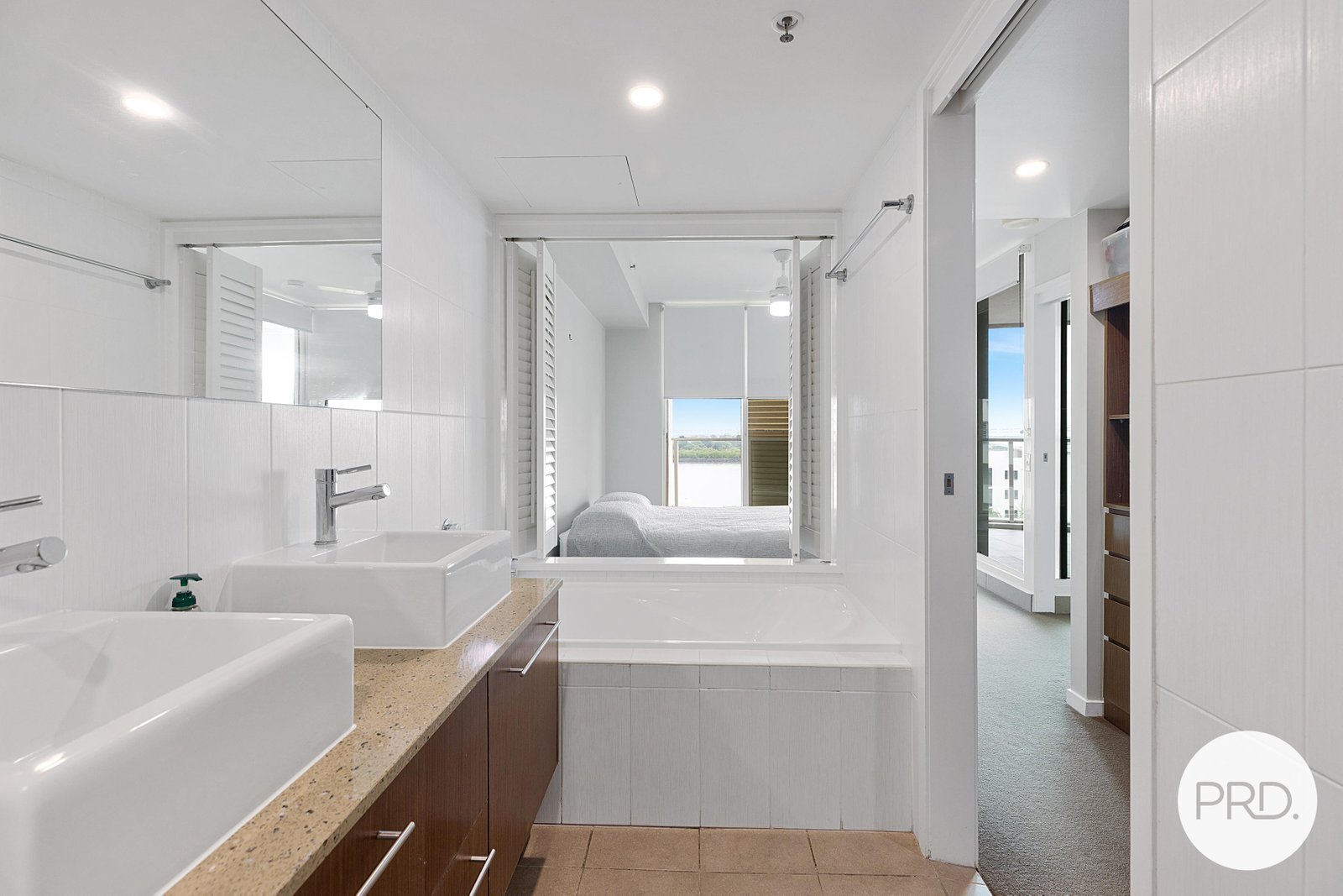 29/4 Nelson Street (Unit 704 Lanai Apartments)  MACKAY 10