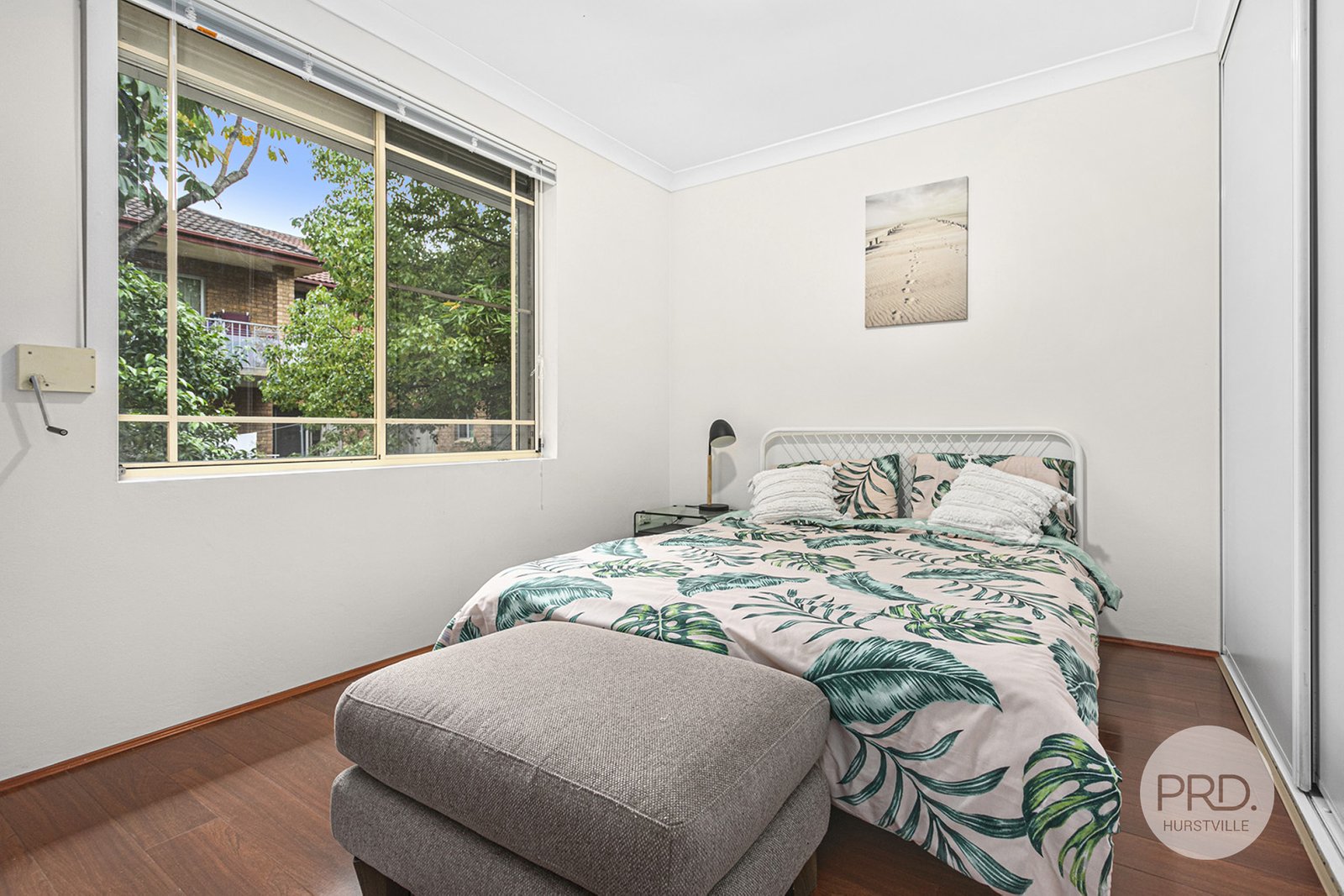 2/94 Woniora Road HURSTVILLE 4