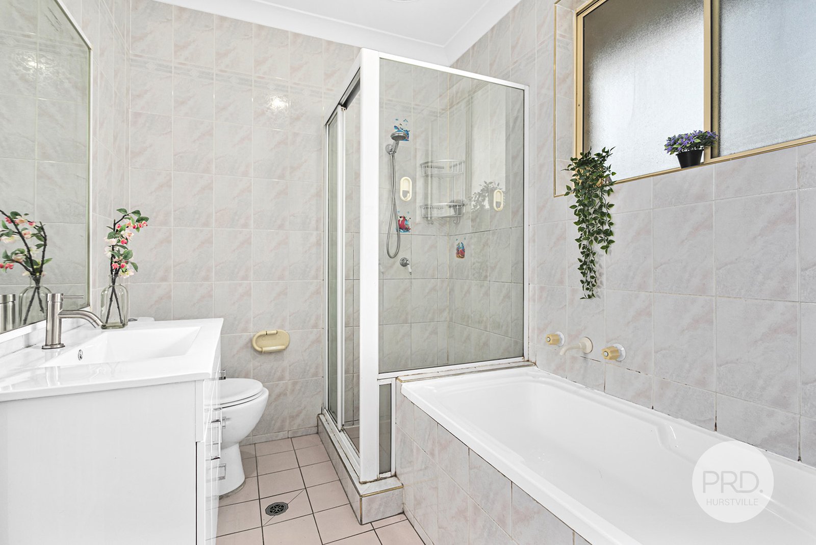 2/94 Woniora Road HURSTVILLE 5