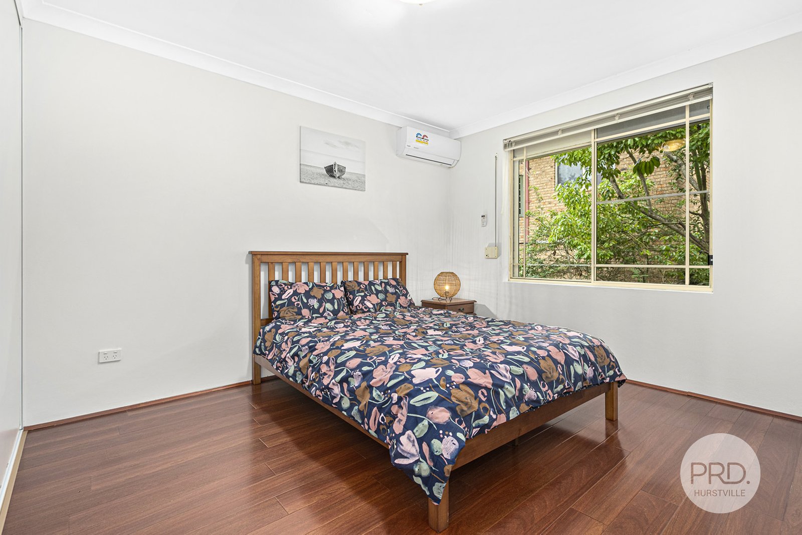 2/94 Woniora Road HURSTVILLE 6