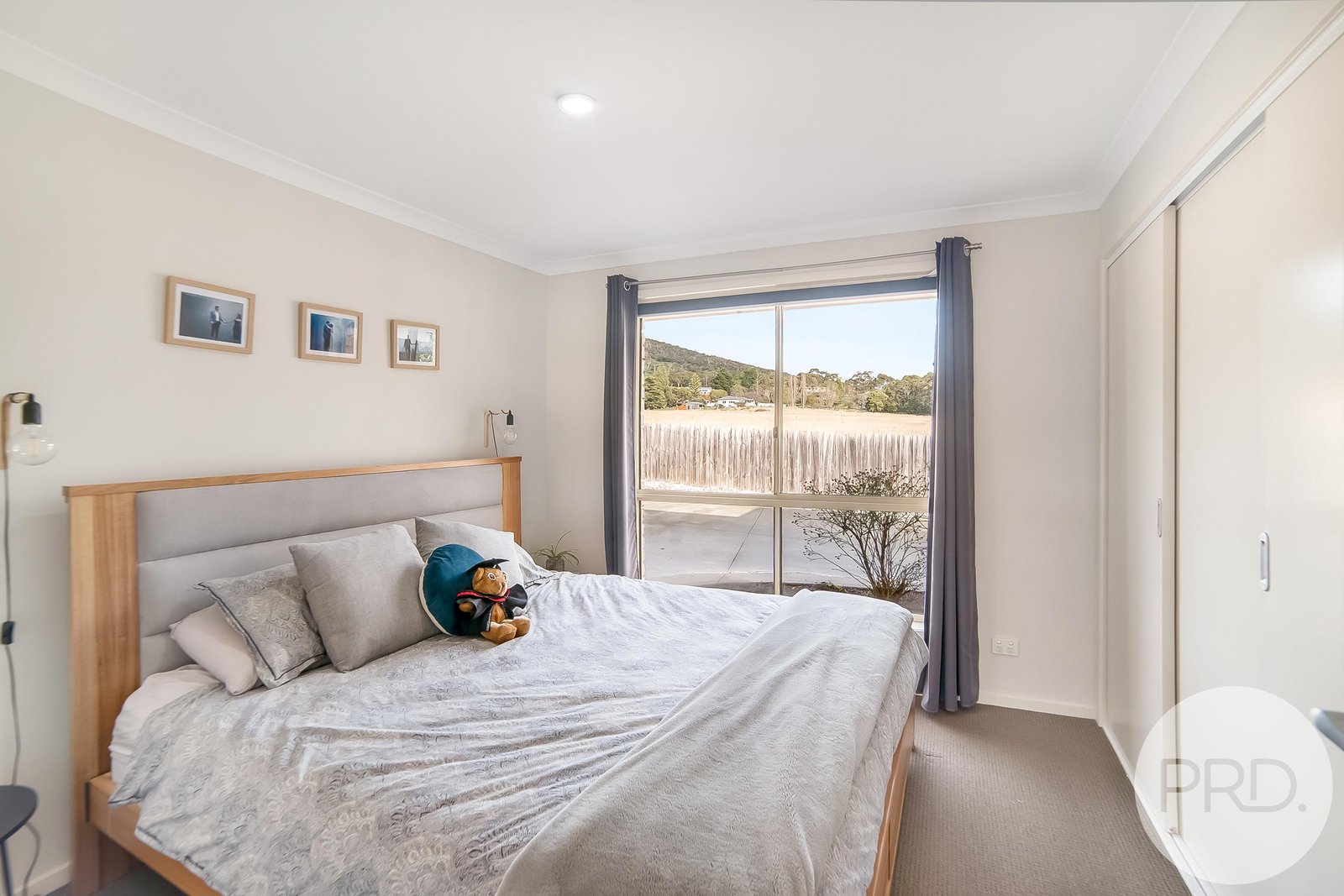 2/946 Cambridge Road CAMBRIDGE 5