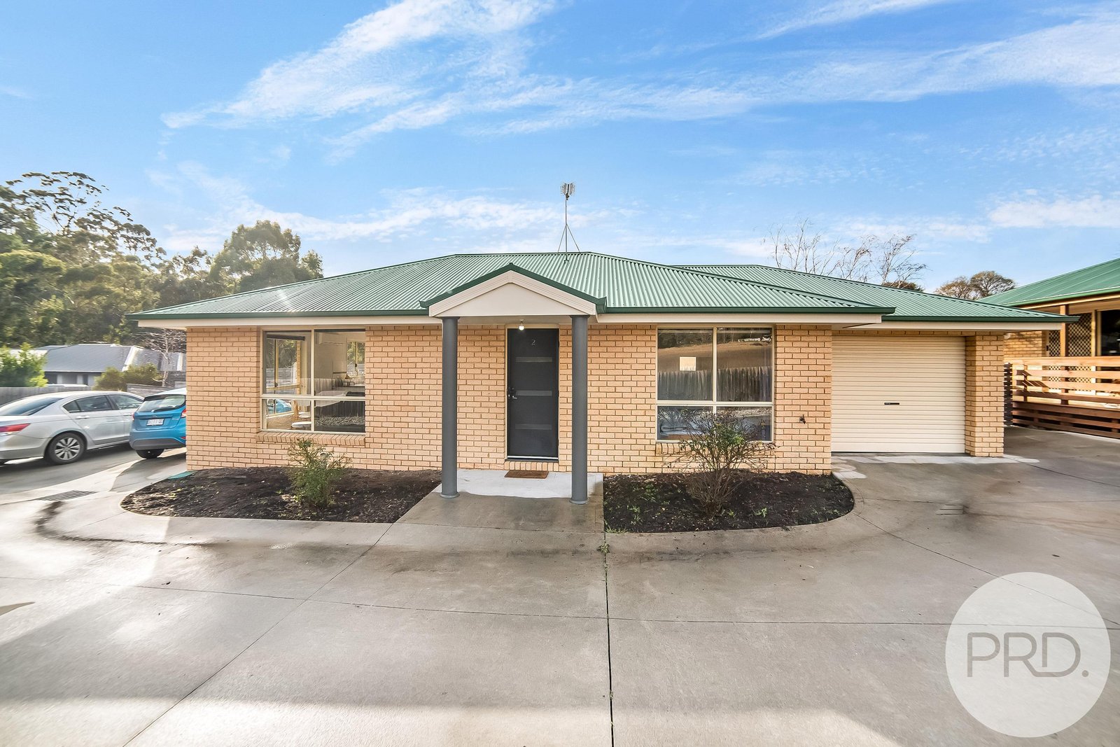 2/946 Cambridge Road CAMBRIDGE 1