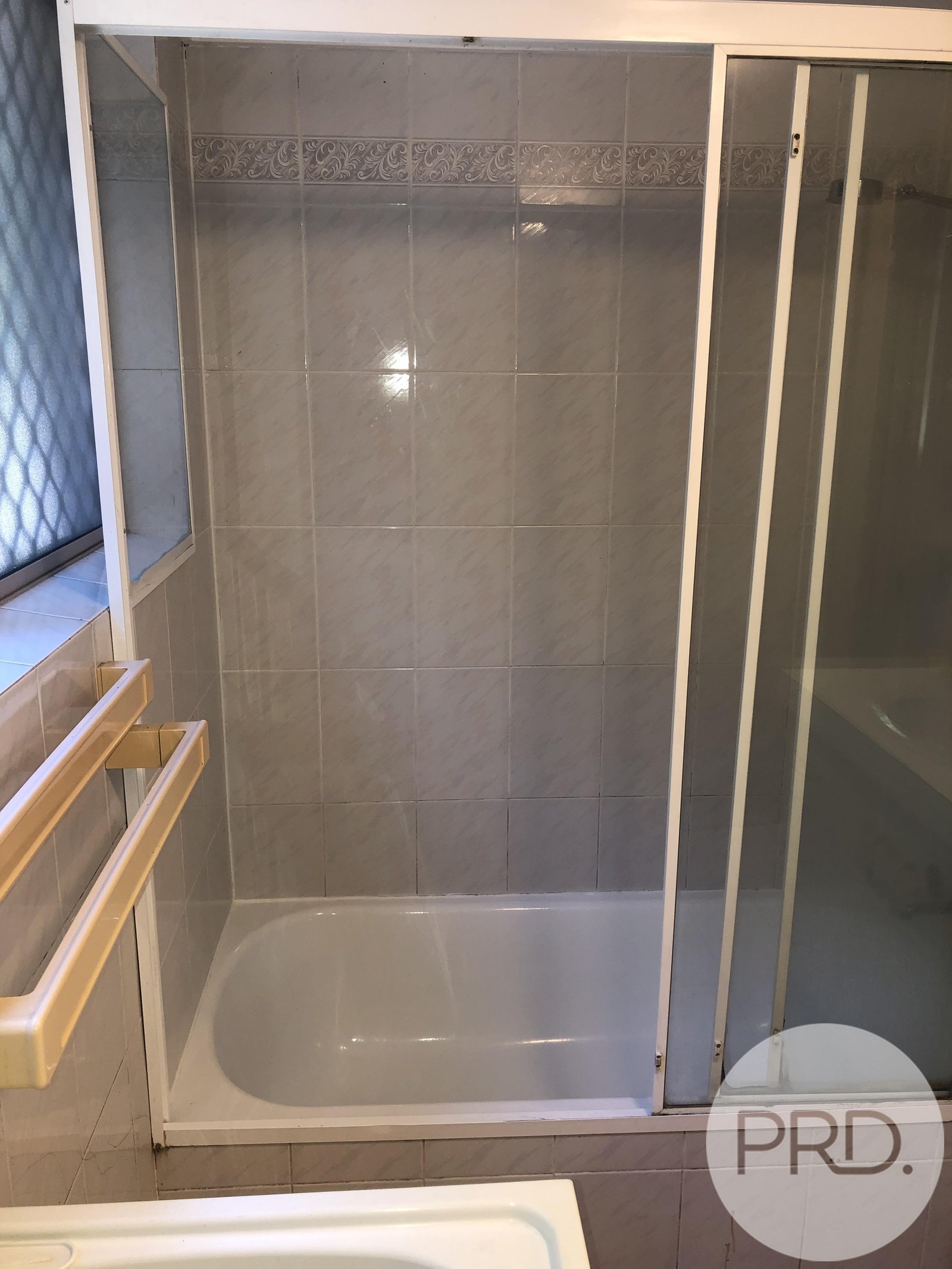 2/95-97 Earl Street GREENSLOPES 8