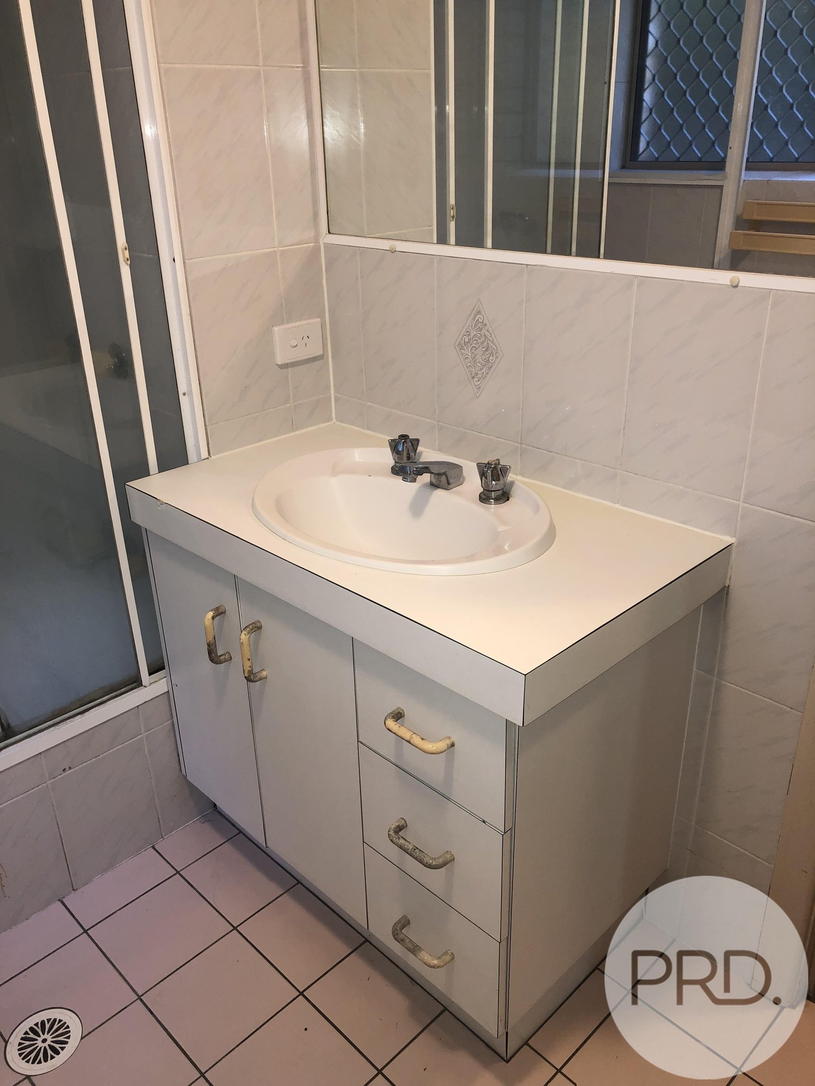 2/95-97 Earl Street GREENSLOPES 9