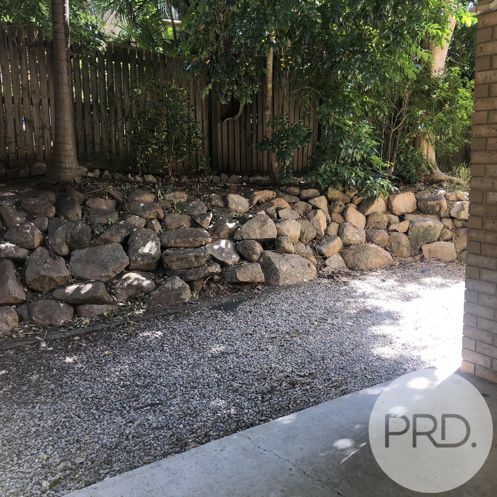 2/95-97 Earl Street GREENSLOPES 12